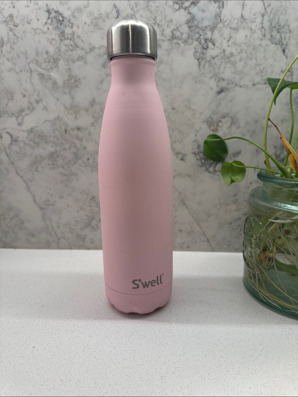 Swell insulated water bottle